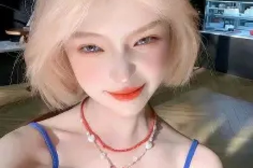 百万网红人设彻底崩塌! 前男友扒出虐狗真相思聪不认女儿是对的